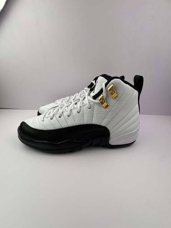 Jordan 12 Retro GS White / Black Taxi – size 3.5Y main image 7